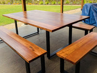 Mesa Comedor Fierro Cuadrada con 2 Bancas