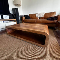 mesa de centro pitiwe roble de demolición macizo diseño curvo nowü hogar chile Forma Orgánica