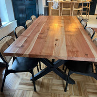 Mesa de comedor de madera sólida con terminación natural – Nowü