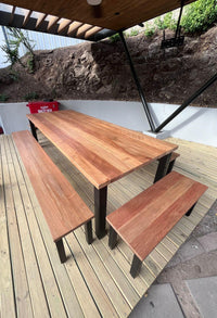 Mesa Comedor Roble fierro Clásica Con 2 Bancas