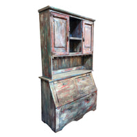 Reproducción Alacena Antigua, repisas y espacios construidos con piezas de madera de demolición.