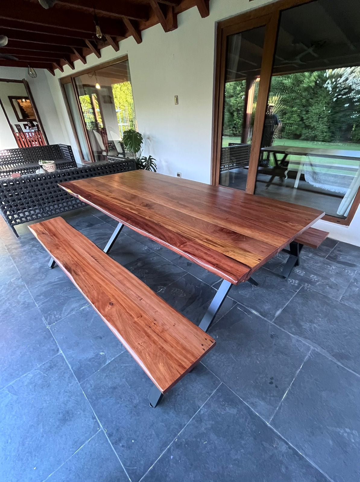 Mesa Pingueral con bancas