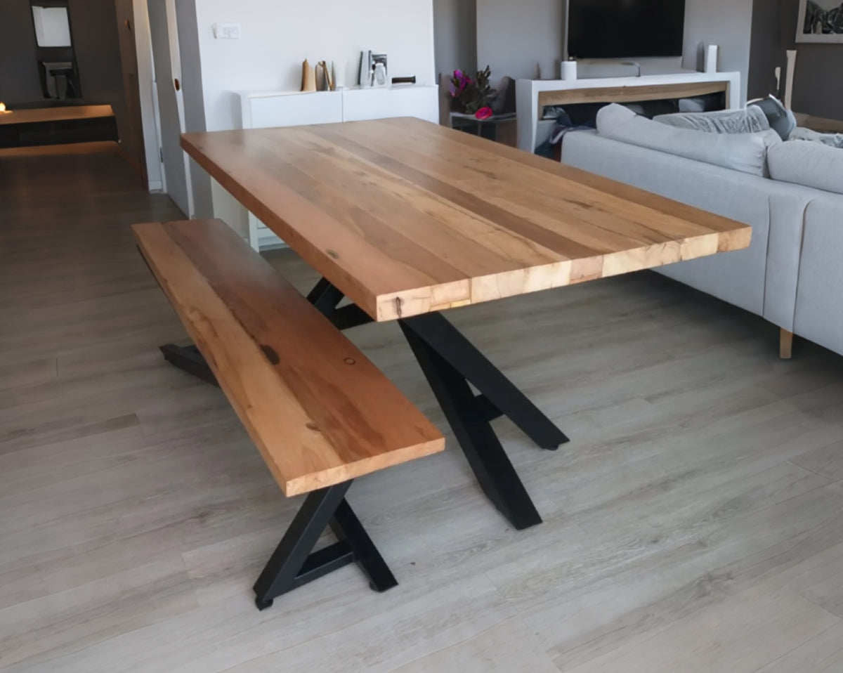Mesa comedor Antu con Bancas