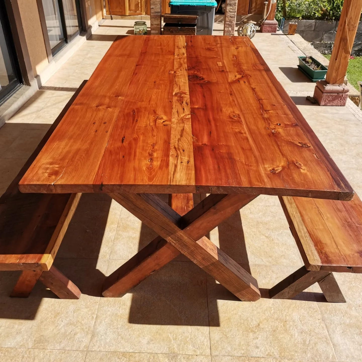 Mesa Comedor Roble Rojo X Con Bancas