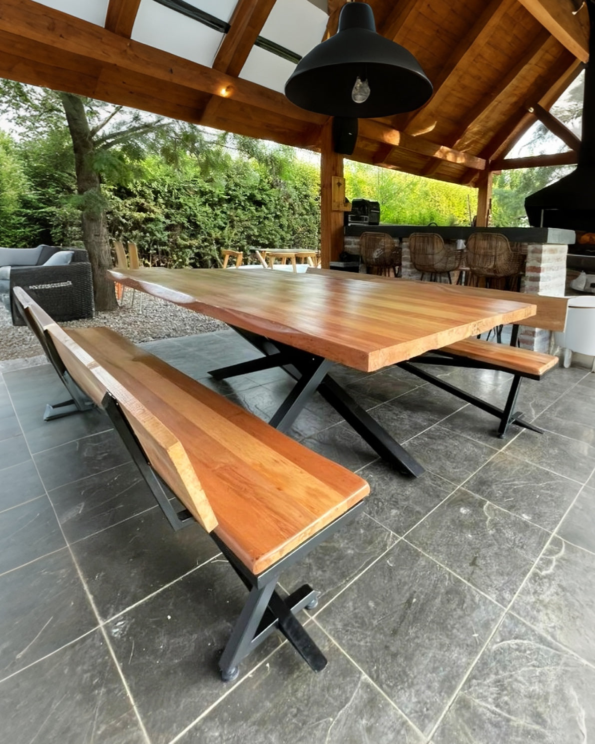 Mesa comedor Antu y Bancas con Respaldo