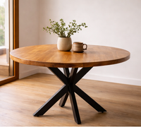 Mesa redonda de roble macizo y fierro diseño chileno Nowü