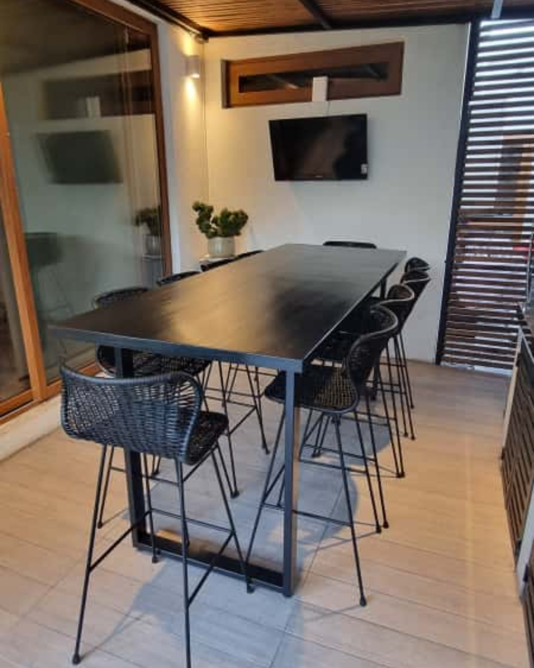 Mesa Barra Alún Negra