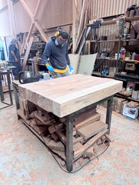 Mesa de centro de madera noble artesanal hecha por artesanos chilenos – Nowü