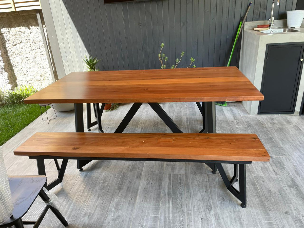 Mesa Comedor Roble Bardot con Bancas