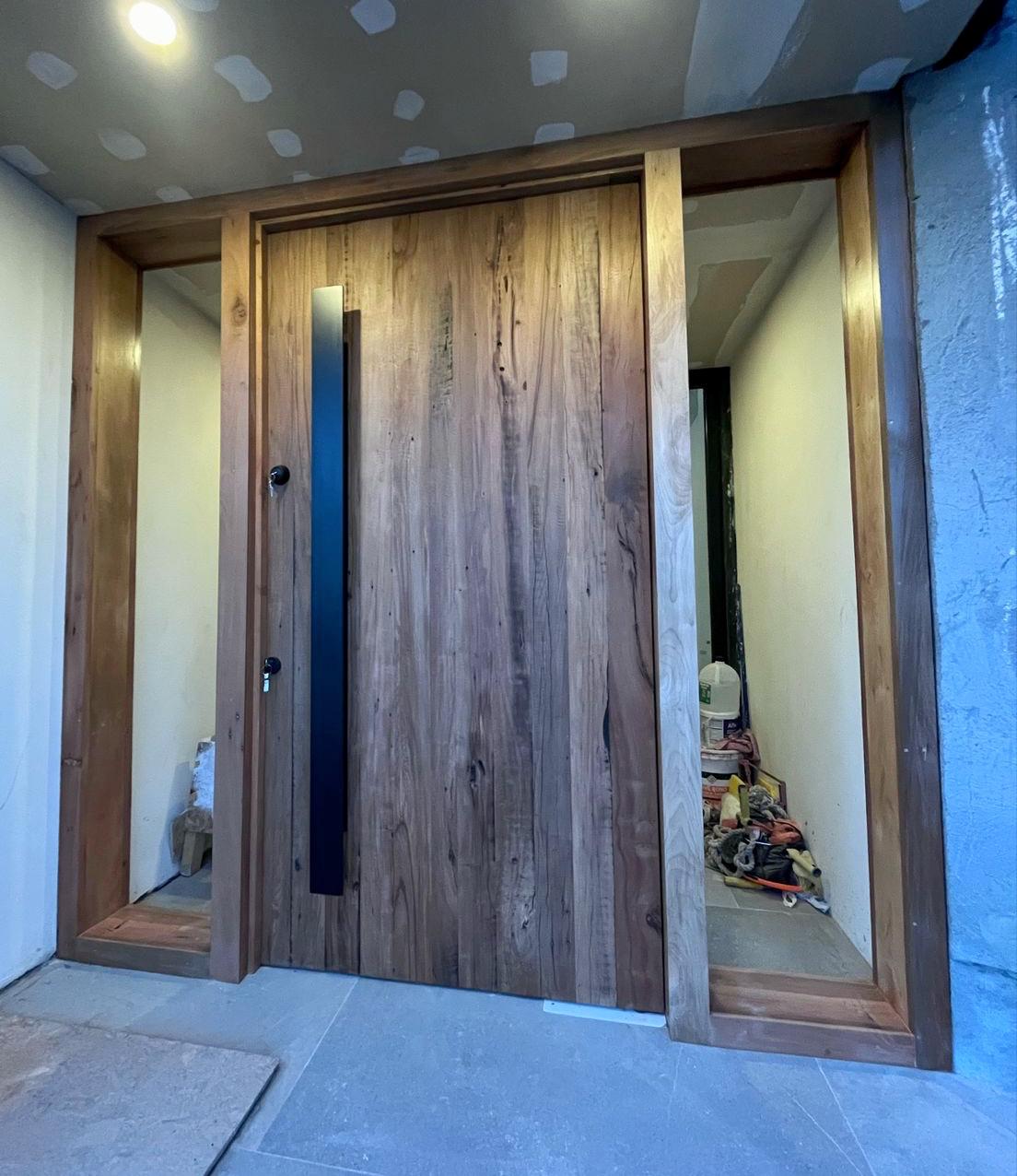 Puerta de Madera de demolición Fabricación Artesanal hecho en chile