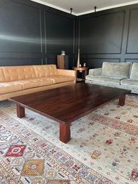 Mesa de centro de roble de demolición hecha a mano por artesanos chilenos