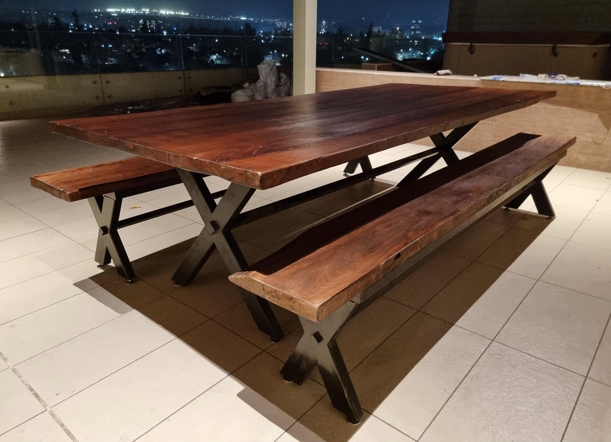 Mesa Comedor Roble Fierro X con Bancas