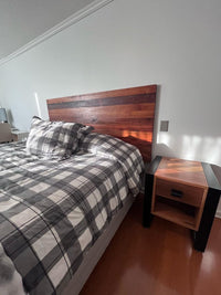 Respaldo y Veladores Coyam