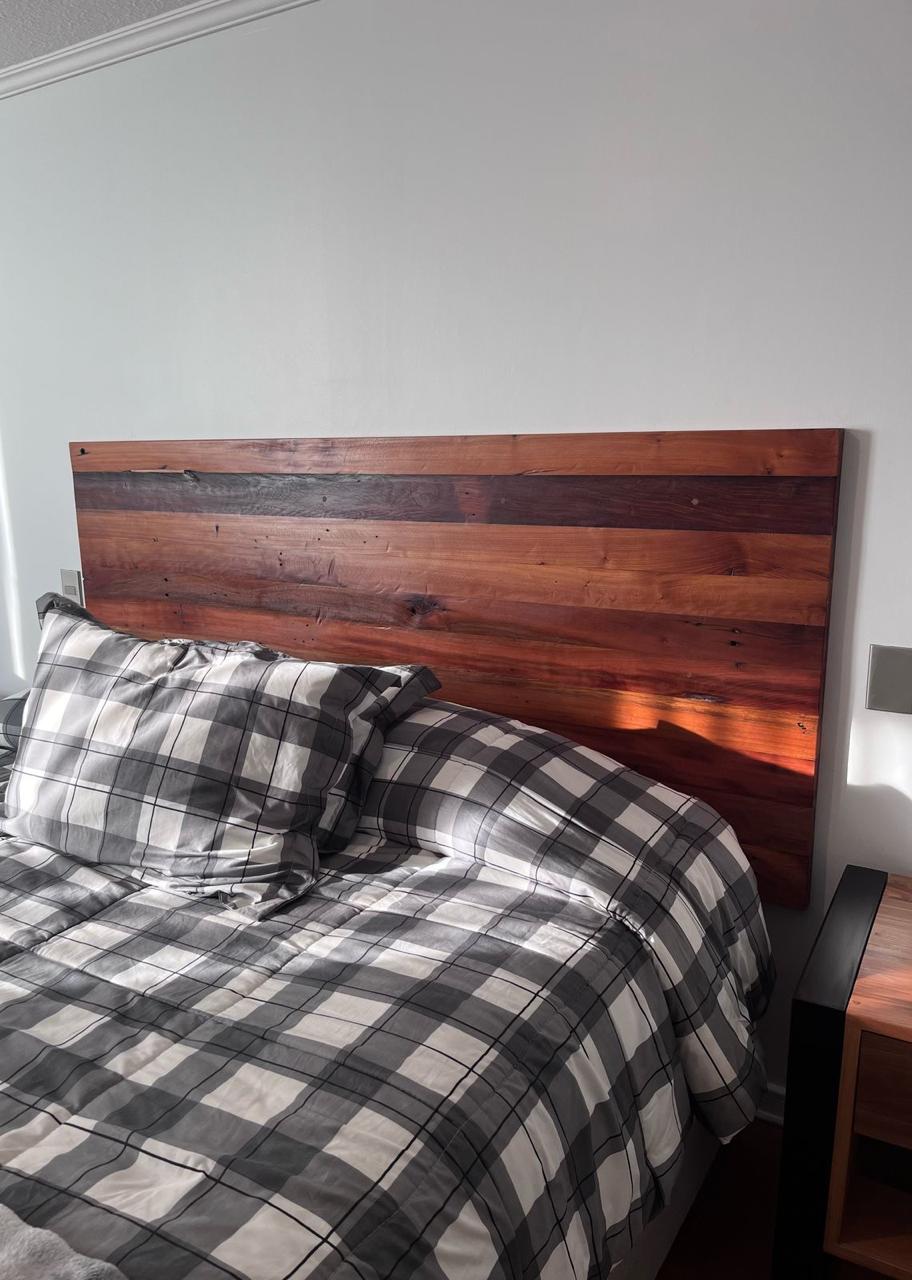 Respaldo y Veladores Coyam