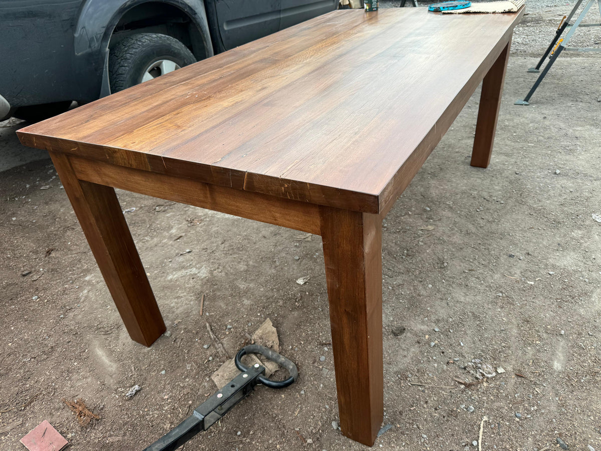 Classic Oak Table