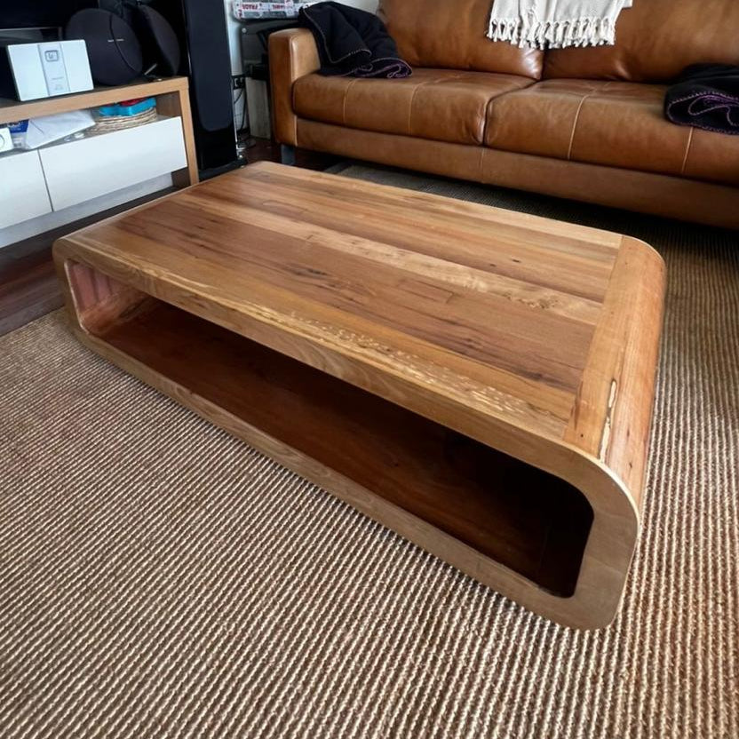 mesa de centro roble macizo diseño minimalista curvo living moderno chile