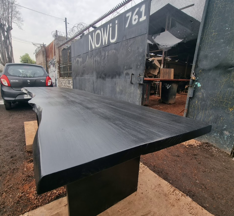 Mesa Comedor Yosemite Negra