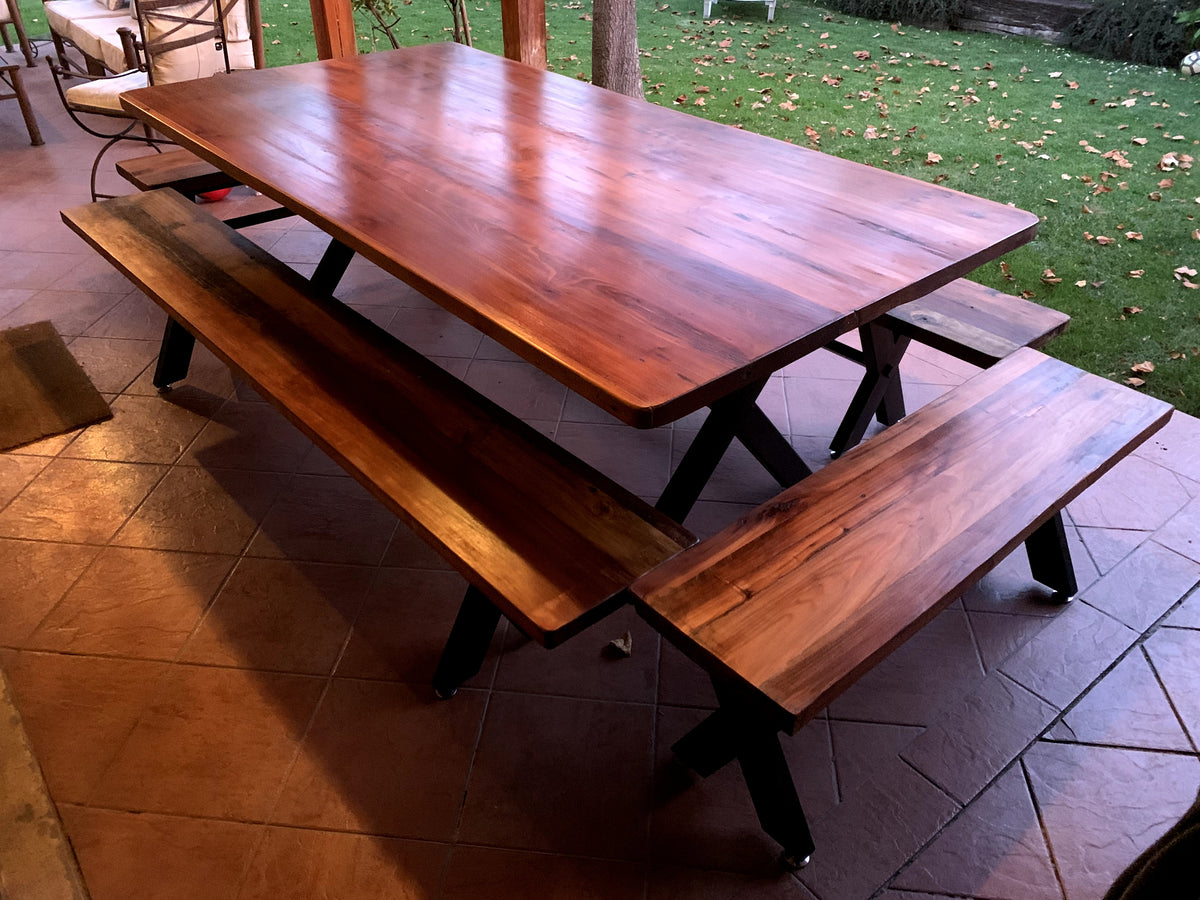 Mesa Comedor Roble Fierro X con 4 Bancas