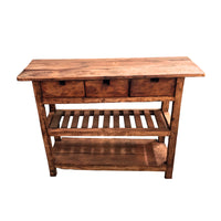 Arrimo creado a partir de maderas reutilizadas de obras de construcción, con un toque rústico pero a la vez moderno en 120cm de Largo, 90cm de Ancho y entre 40-45 cm de Fondo.