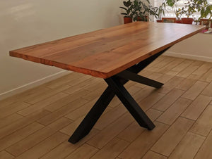 Alhue Table
